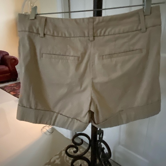 White House Black Market shorts - Picture 4 of 15